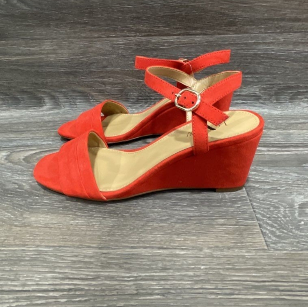 NEW J Crew Designer Elegant Red Wedge Women Sandals Stiletto Heels 7.5  8  8.5 - Picture 4 of 7